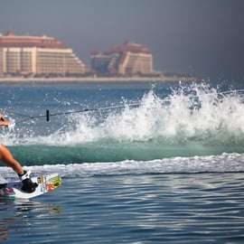 Dubaj: 45-minutowa przygoda z wakeboardingiem