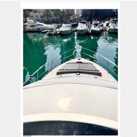 Luksusowy jacht 50 stóp w Dubai Marina ze śniadaniem lub grillem