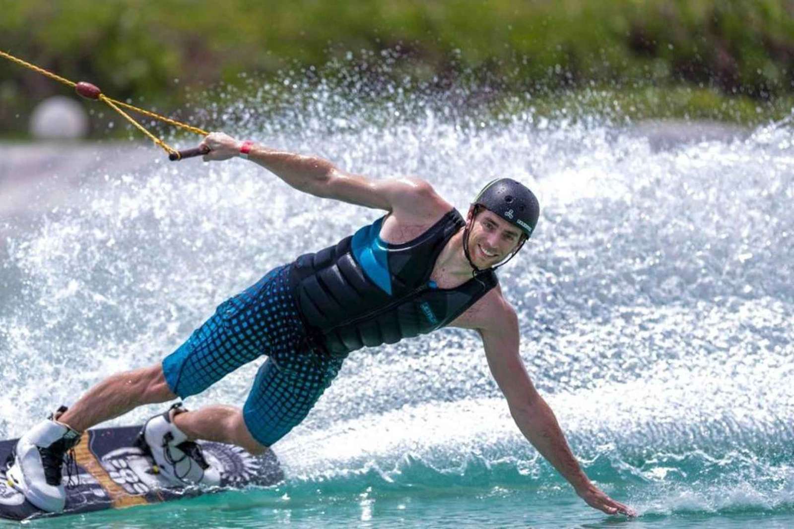 Dubaj: 45-minutowa przygoda z wakeboardingiem