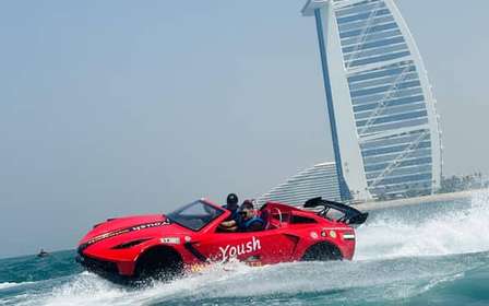 Dubaj: 30-minutowa wycieczka samochodem odrzutowym przez Burj Al Arab z lodami