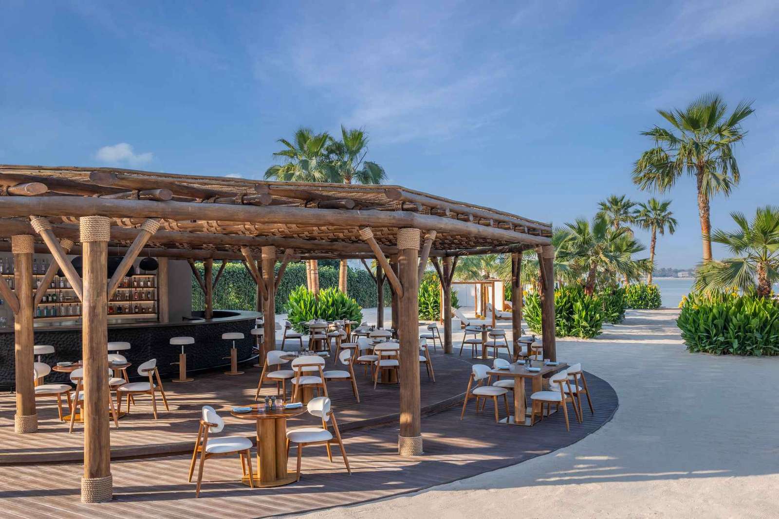 Dubaj: Basen i dostęp do plaży w Fairmont the Palm