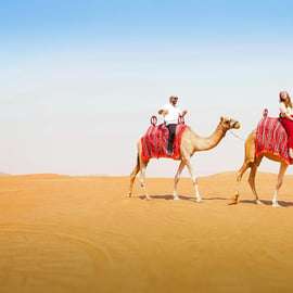 Dubaj: Sandboarding, przejażdżka na wielbłądzie i safari na czerwonych wydmach