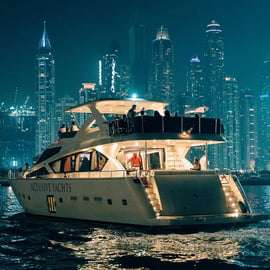 Dubaj: rejs luksusowym jachtem z grillem