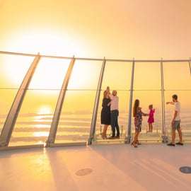 Dubaj: Bilet na The View At The Palm i 1,5 popołudniowego rejsu jachtem