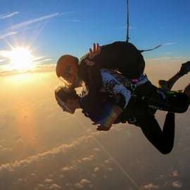 Dubaj: Skoki spadochronowe w tandemie na The Palm