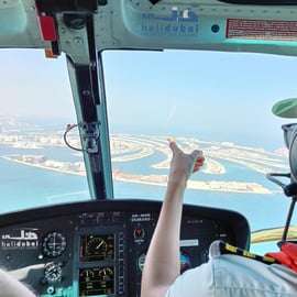 Dubaj: 17-minutowy lot helikopterem nad Palmą Jumeirah