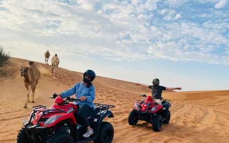 Dubaj: Przygodowe safari na quadach, przejażdżka na wielbłądzie i przekąski