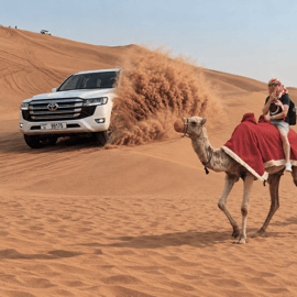 Dubaj: wieczorne safari na pustyni z kolacją w formie bufetu
