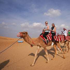 Dubaj: Przygodowe safari na quadach, przejażdżka na wielbłądzie i przekąski