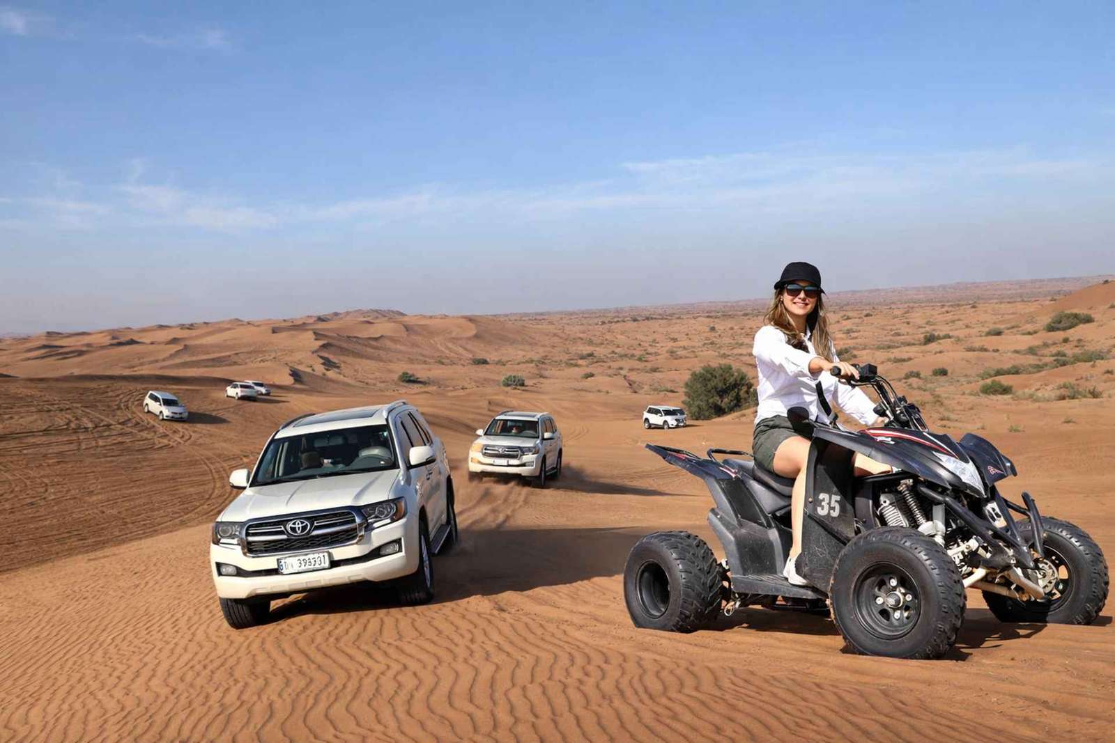 Dubaj: Wieczorny quad na Czerwonych Wydmach z grillem