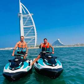 Dubaj:skuter wodny/zobacz piękną architekturę emiratu od strony morza