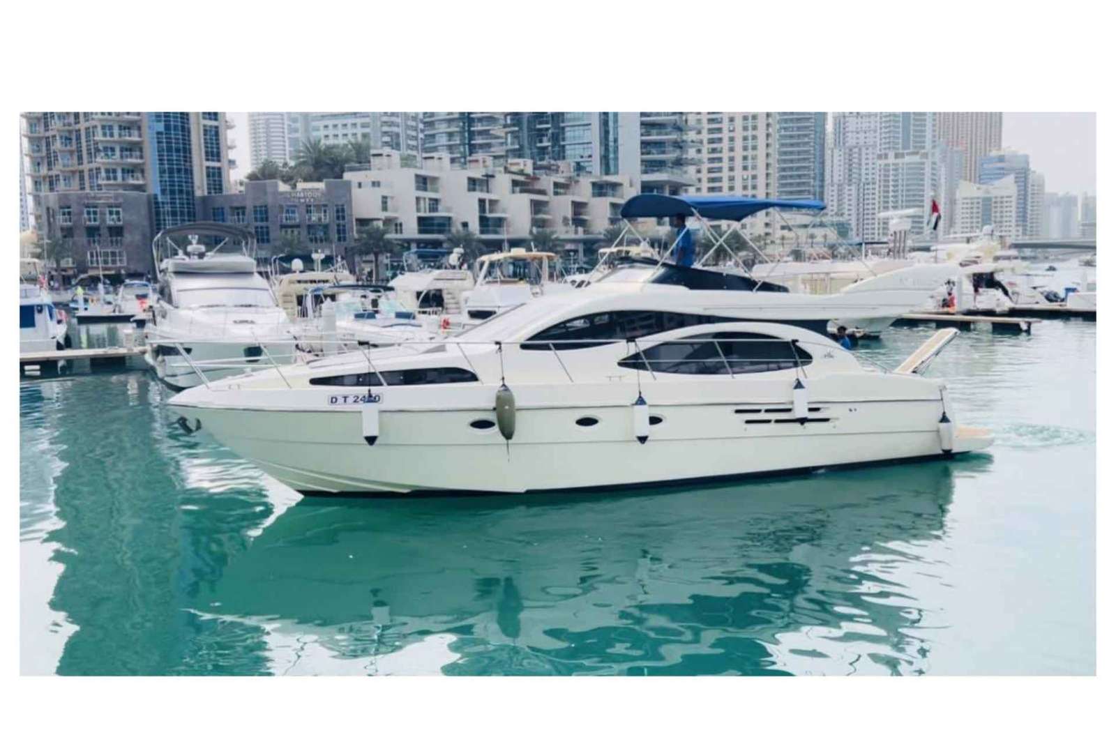 Luksusowy jacht 50 stóp w Dubai Marina ze śniadaniem lub grillem