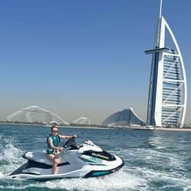 Dubaj: Wycieczka na nartach wodnych po Burj Al Arab ze zdjęciami