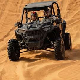 Dubaj: Buggy Dune Bashing, Sand Boarding, Przejażdżka na wielbłądzie & Show
