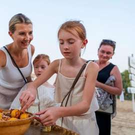 Dubaj: Safari dziedzictwa, przejażdżka na wielbłądzie i kolacja w Al Marmoom Oasis