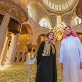 Z Dubaju: Abu Dhabi Sheikh Zayed Mosque Wycieczka z przewodnikiem
