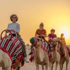 Dubaj: Półdniowe safari na pustyni, przejażdżka na wielbłądzie i quady