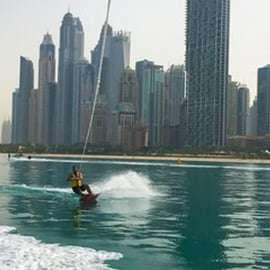 Dubaj: 45-minutowa przygoda z wakeboardingiem