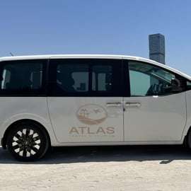 Dubaj/Abu Zabi: prywatny transport z przewodnikiem