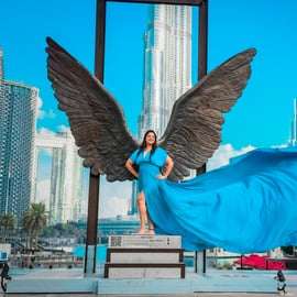 Dubaj: Burj Khalifa: sesja wideo w latającej sukience